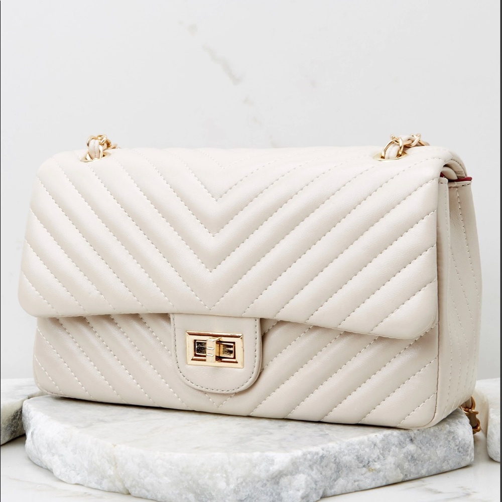 Nude hand bag